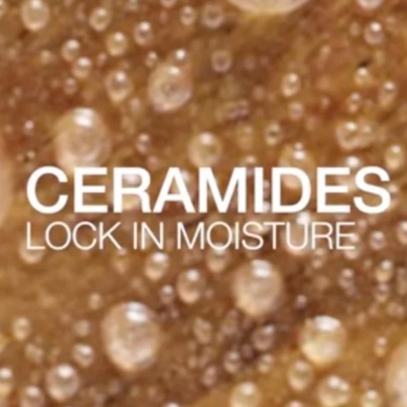 OPI Pro Spa Skincare Set: Protective Hand Serum 225 ml + 2 Adv. Softening gloves - Picture 8 of 16